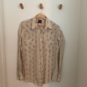 Vintage western shirt with pearl buttons